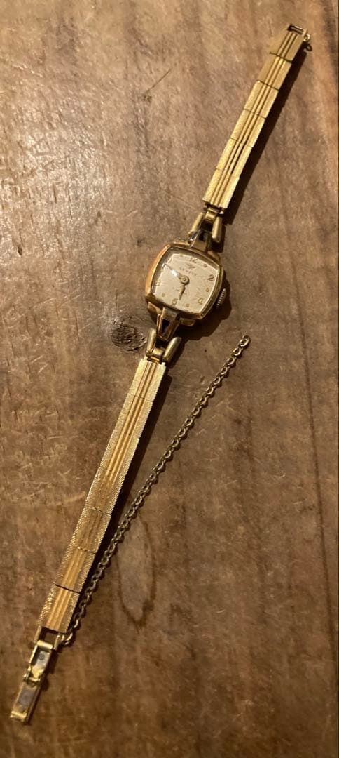 ヴィンテージ GENEVE 18K 750 GENEVE 21 JEWELS 18K 750 GOLD STAMPED LEATHER STRAP WATCH C1960